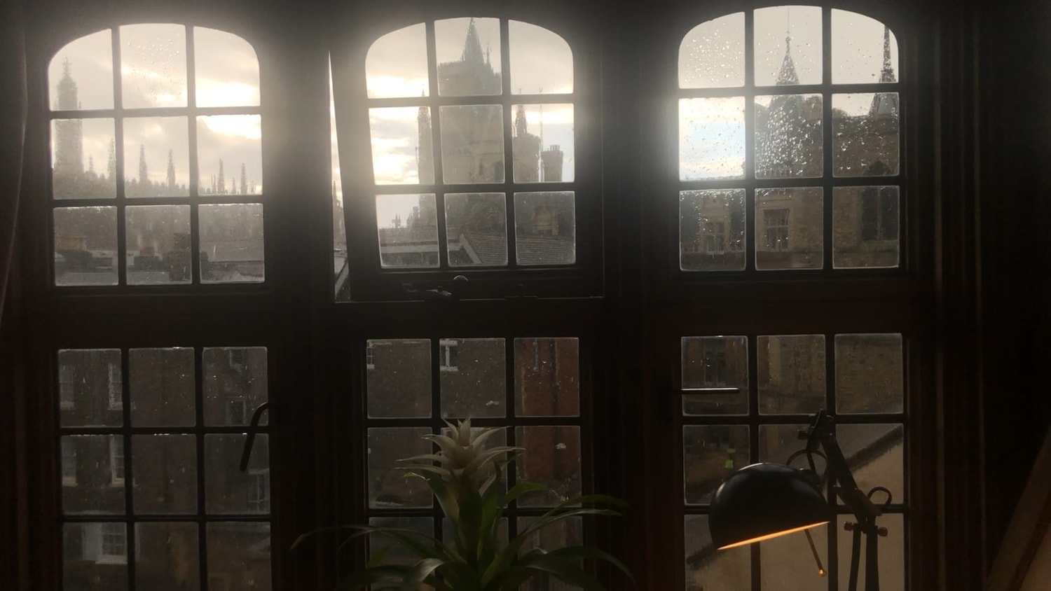 A rainy view from lockdown Cambridge University (day 2 of isolation but the view makes it worthwhile)