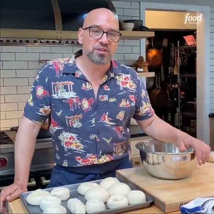 How to Make Bagels at Home 🥯 @ChefSymon has all the tips you need to ...
