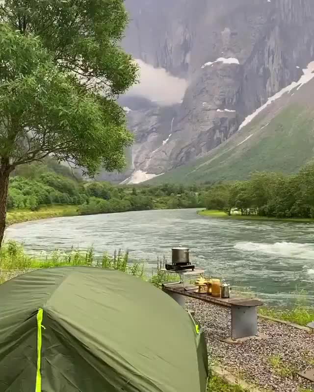 Camping in Stryn in Norway looks amazing