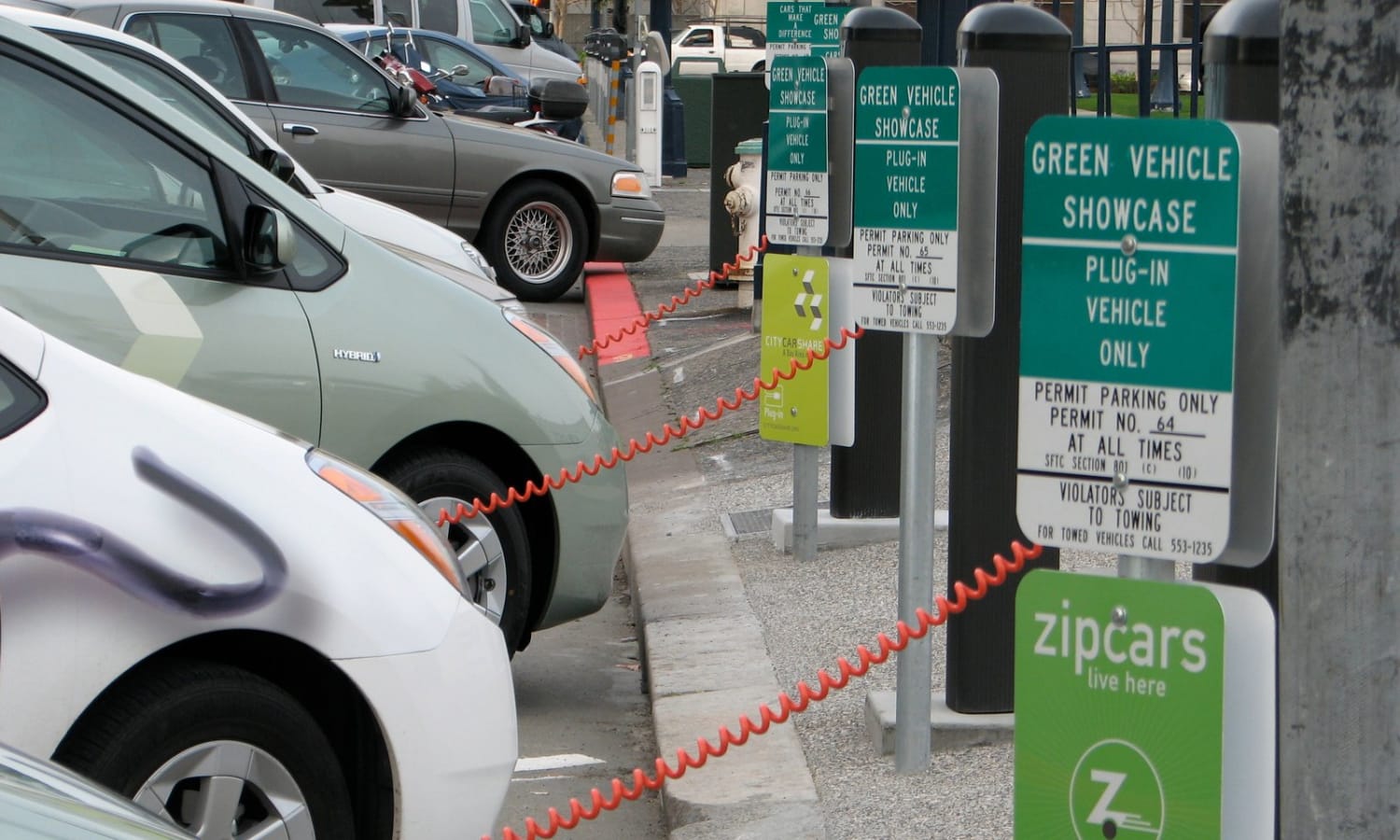 Ask a Scientist: As Predicted, Electric Vehicles Are Getting Cleaner