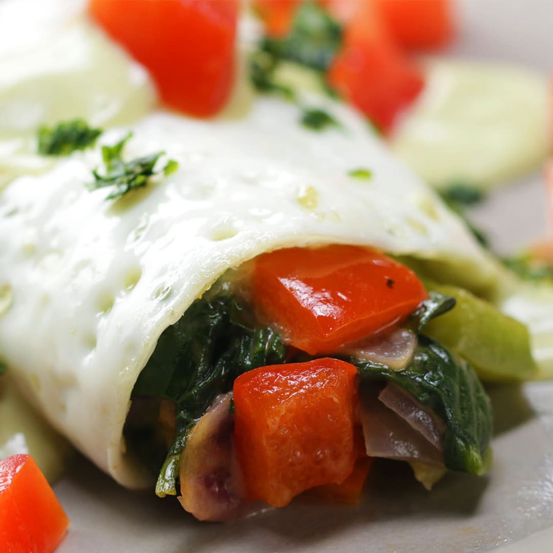 Egg White Omelettes are full of flavor and super light! 😋 Shop the recipe!