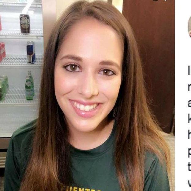 She walked off a flight in tears and with a wad of cash. Her viral post explained why.