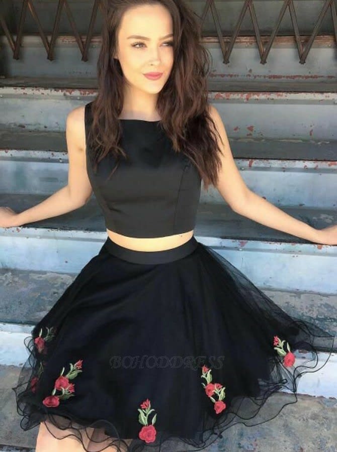 Two Piece Square Short Black Homecoming Dress with Appliques