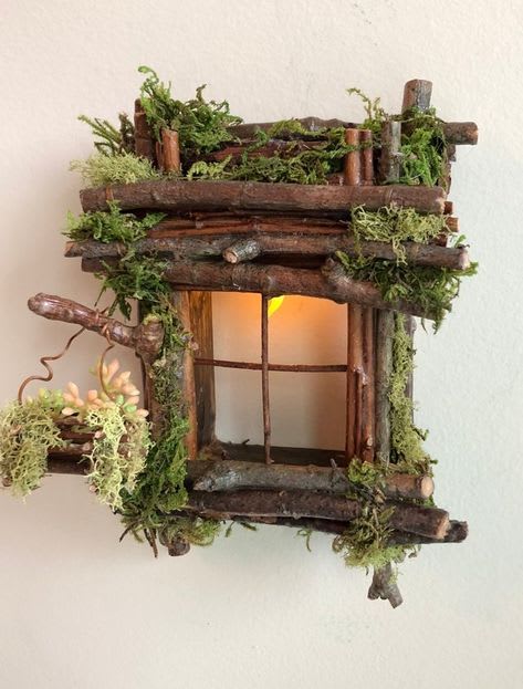 The Fairy Scoop: Fairy Houses and Furniture by Olive | Teelie's Fairy Garden