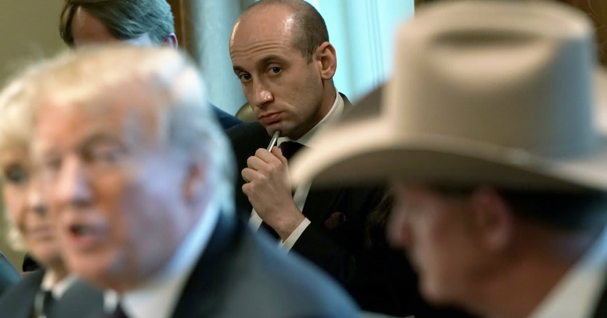 White House adviser Stephen Miller endorses questioning citizens about their national origin