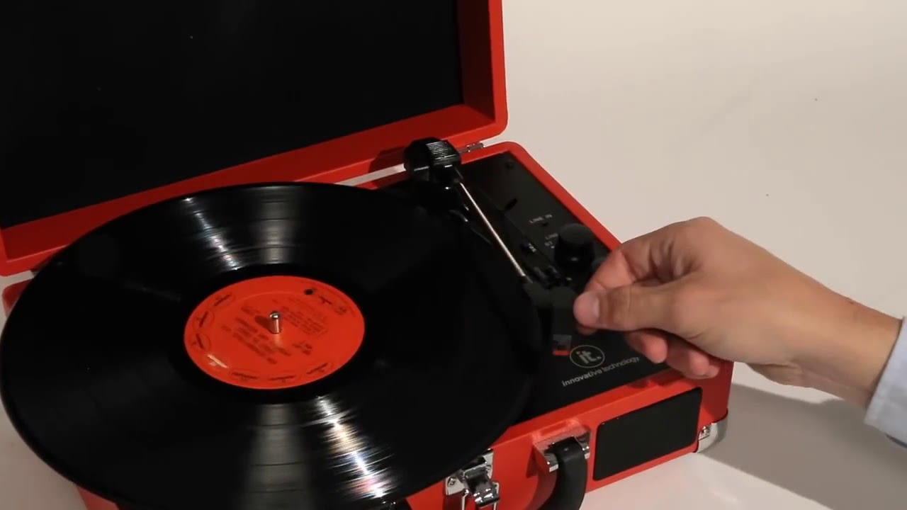 Victrola suitcase record player with Bluetooth