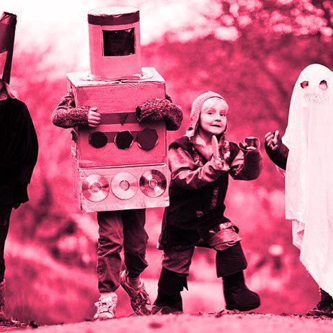 How I Use Halloween Costumes to Teach My Kids About Money