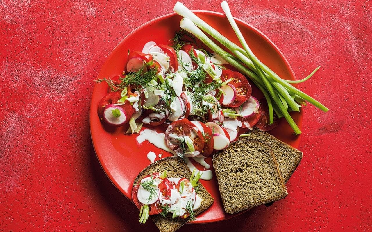 Tomatoes and radishes with buttermilk and dill recipe