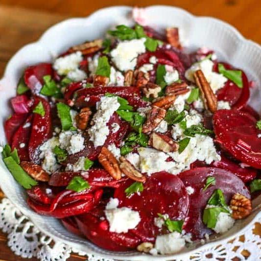Easy Mediterranean Beet Salad Recipe