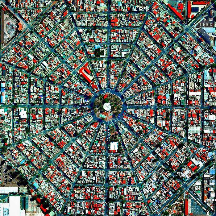 Plaza Del Ejecutivo, Cidade do México by Benjamin Grant