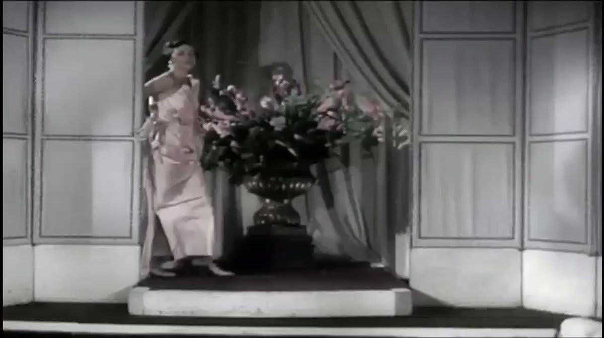 Take a short break from reality with this gorgeous clip of the ultra glamorous gowns in Christian Dior’s Autumn/Winter 1949 collection.