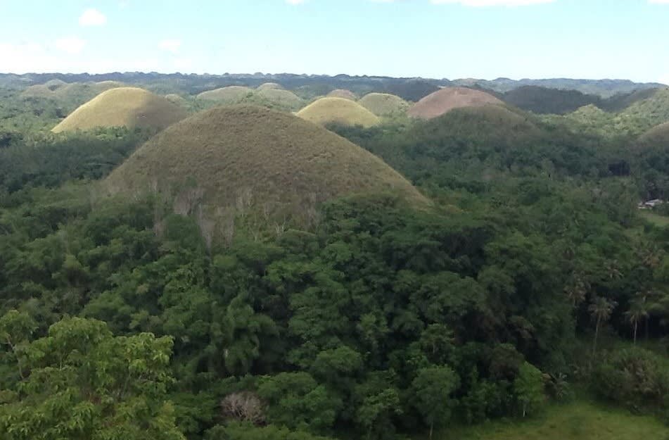 Paggalugad sa Chocolate Hills ng Bohol sa Pilipinas