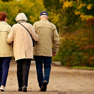 Taking Care of Your Elderly Parents - Inspiring Mompreneurs