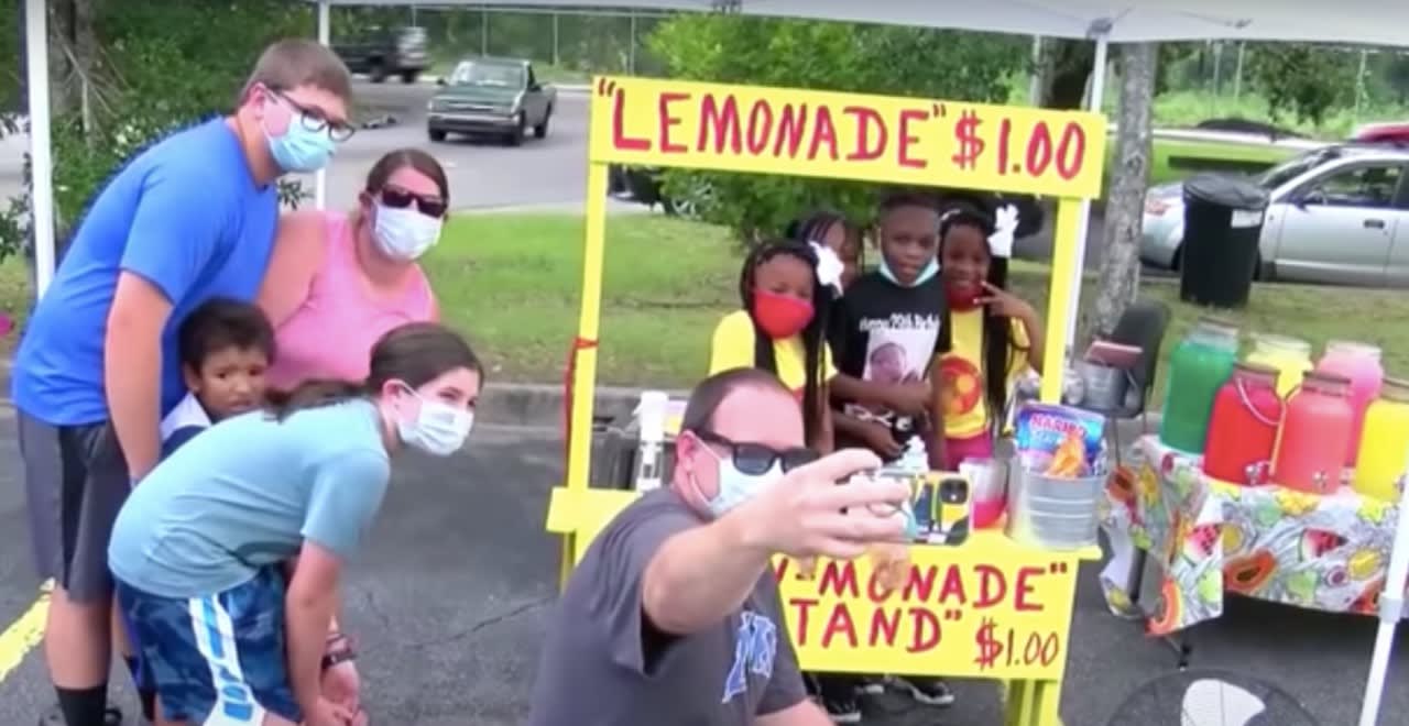 7-Year-Old Twins Find Massive Success in Legal Lemonade Operation