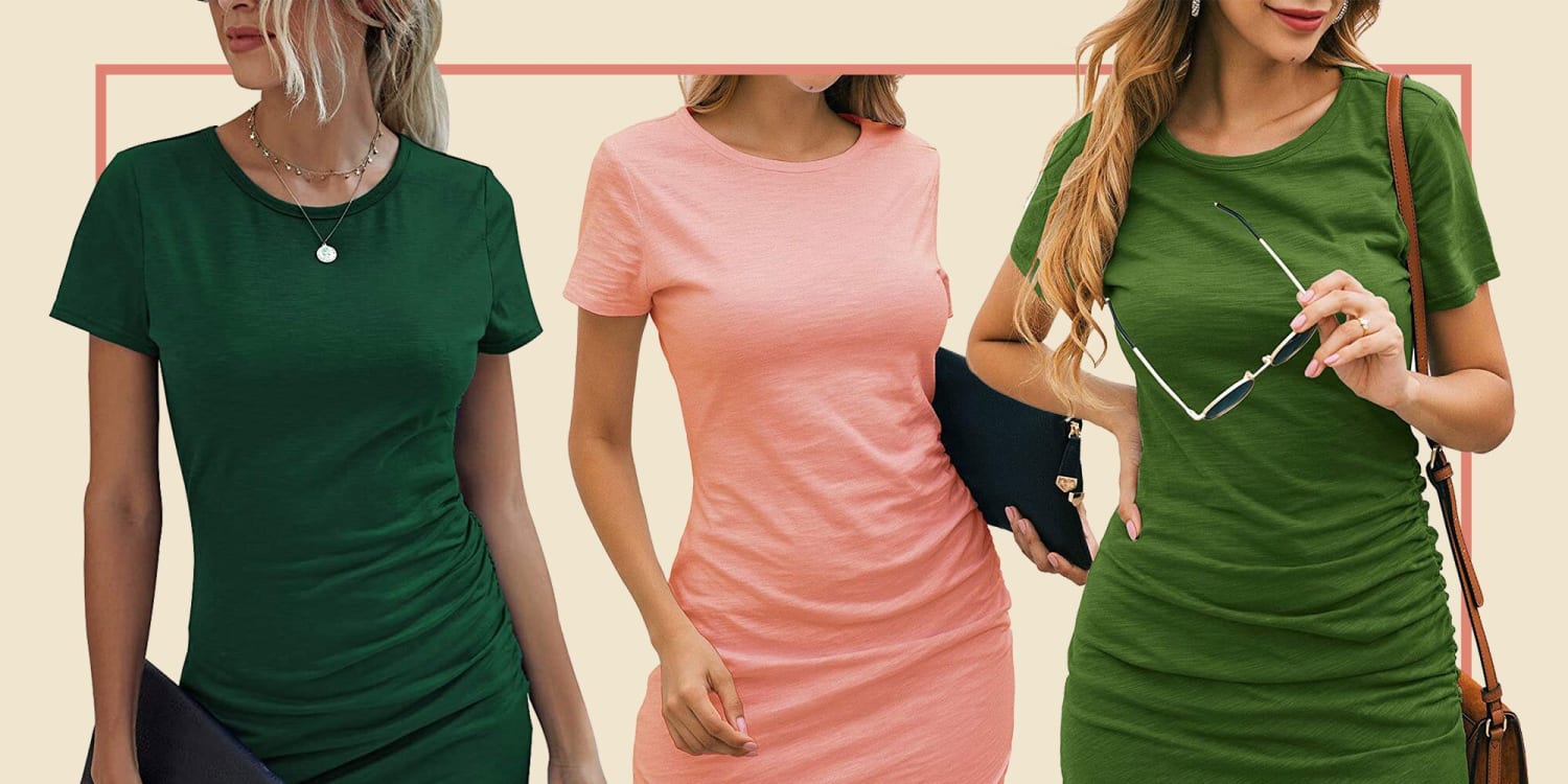One Little Detail Turns This Big T-Shirt Into a Flattering Dress