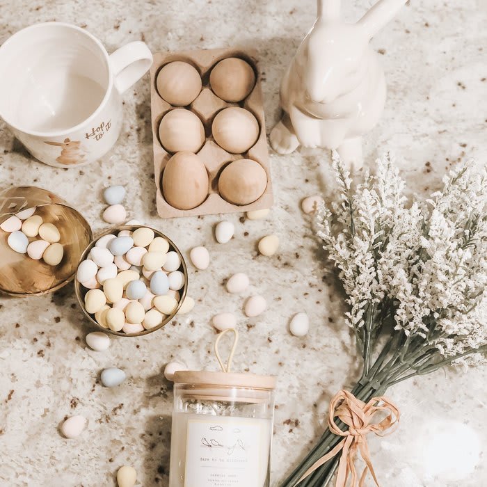 Spring + Easter Home Decor Ideas For a Neutral Space (Farmhouse, Muted, Minimalist)