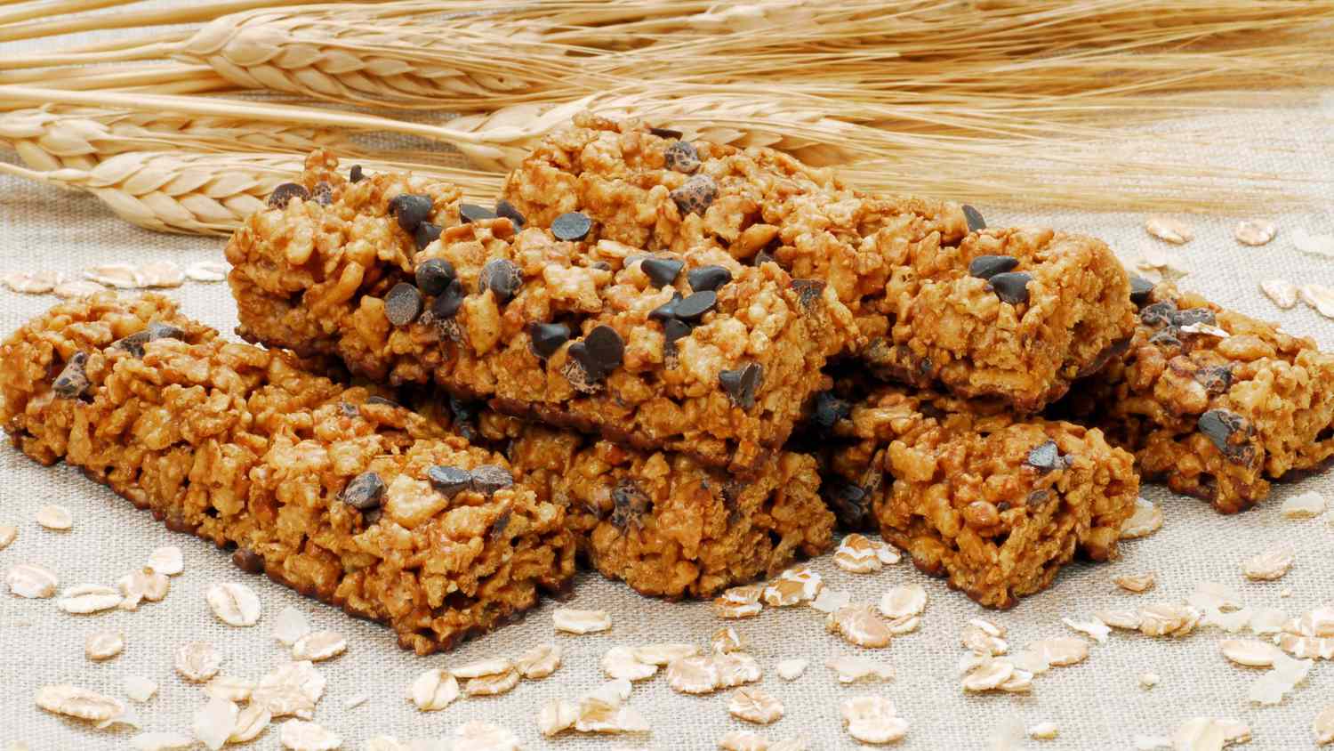 Healthy Granola Bars Never Contain These 3 Ingredients