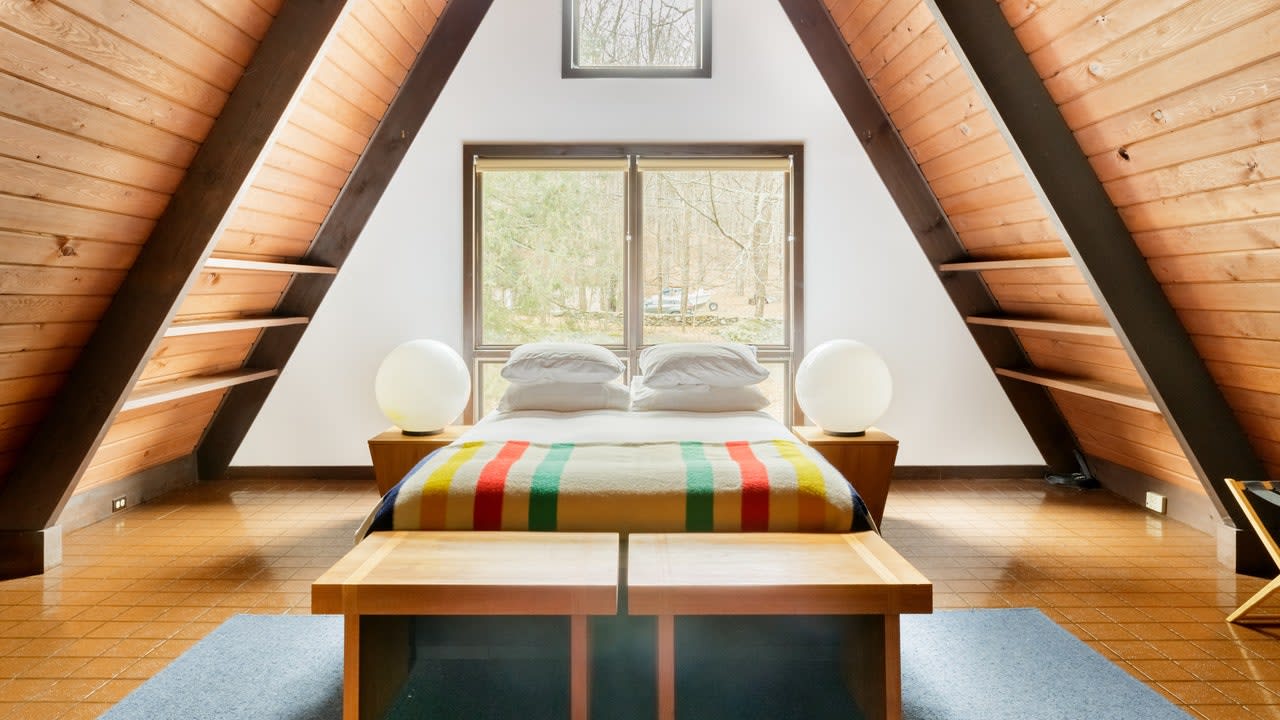 13 Perfect Airbnbs for a Fall Weekend Away From New York City
