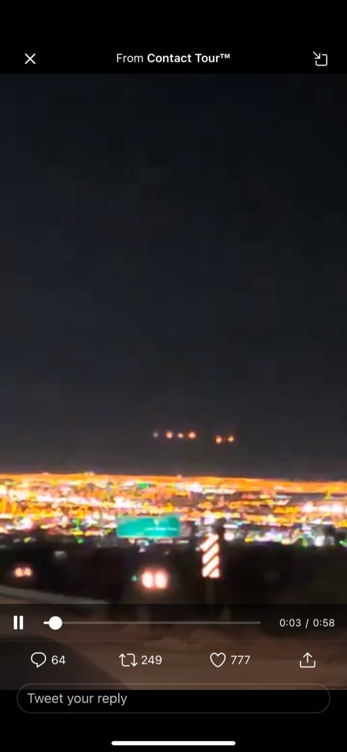 Las Vegas sighting very similar to Phoenix lights