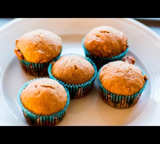 How to Make Muffins - Easy Amazing Applesauce Muffins Recipe