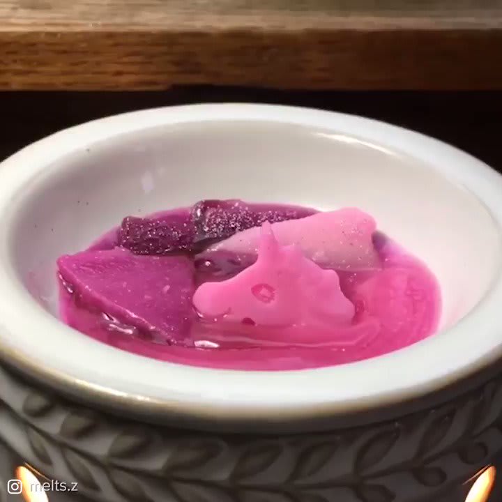 Here Are Some Candle Melts For Anyone Who May Be Stressed