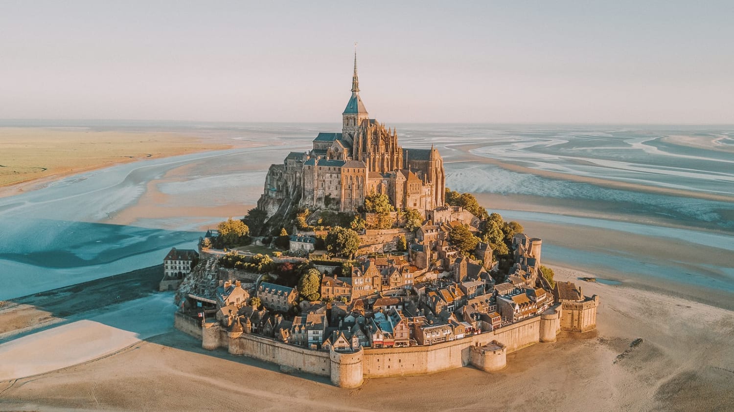 20 Stunning Places To Visit In France