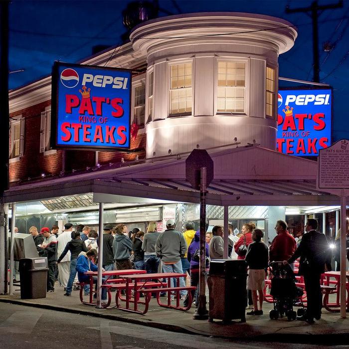 Here Are the Top Late-Night Restaurants in 7 Major Cities, According to Lyft