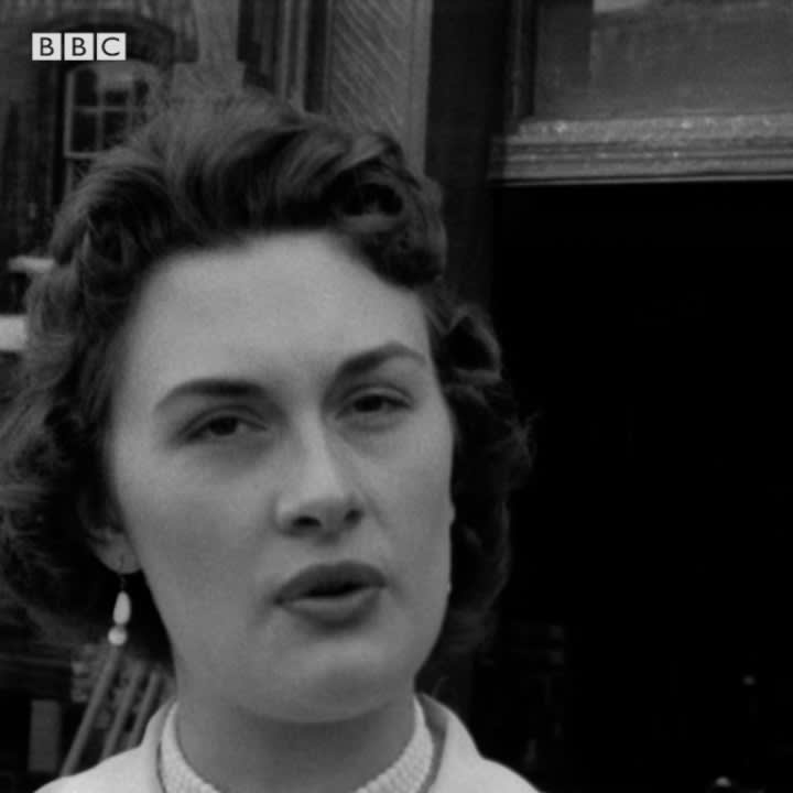 OnThisDay 1956: The minister for health announced a link between smoking and lung cancer. The public didn't seem too concerned.