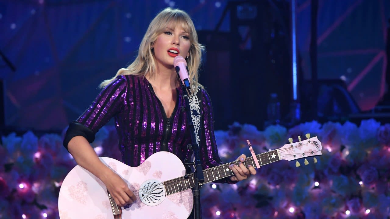 Taylor Swift Announces City of Lover Concert Film