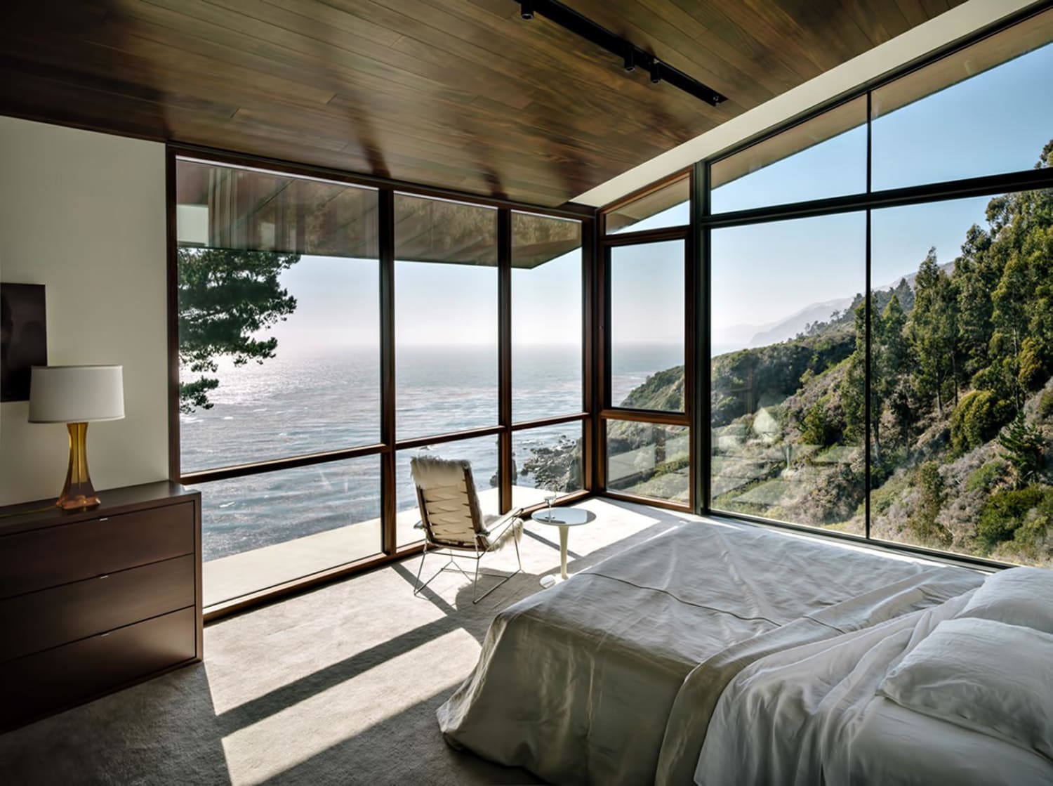 Bedroom with a west coast view - Big Sur, California