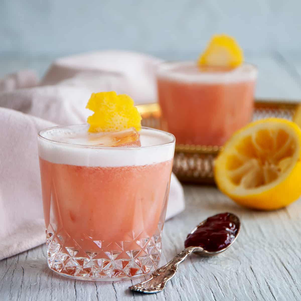 Strawberry Jelly and Gin Cocktail
