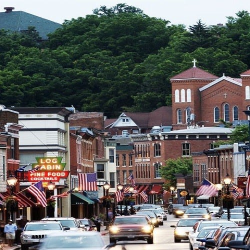 10 Most Beautiful Towns in the US