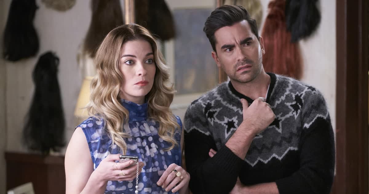30 Oh-So-Relatable Schitt's Creek GIFs to Save For Later Use