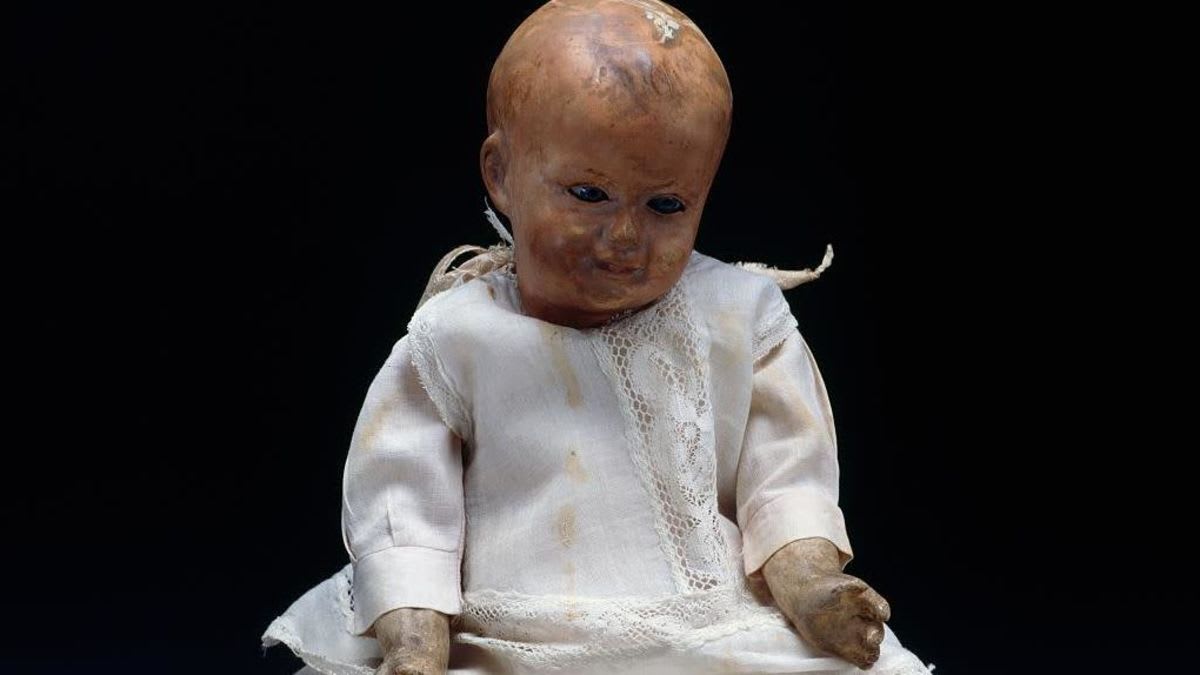 Museums share their creepiest objects online, cursing us all