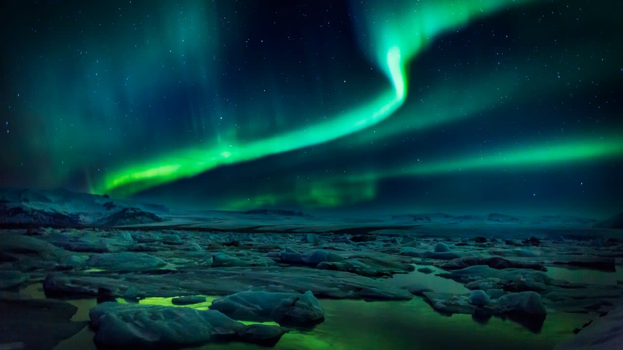 You Can Sleep Under the Northern Lights In This Bubble Hotel