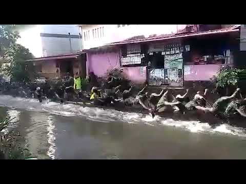 Kerala floods jolly drive in boat