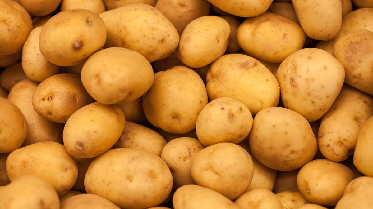 DJ Says Airline Gave Him 'Diabetic Friendly' Meal That Was Just a Pile of Potatoes