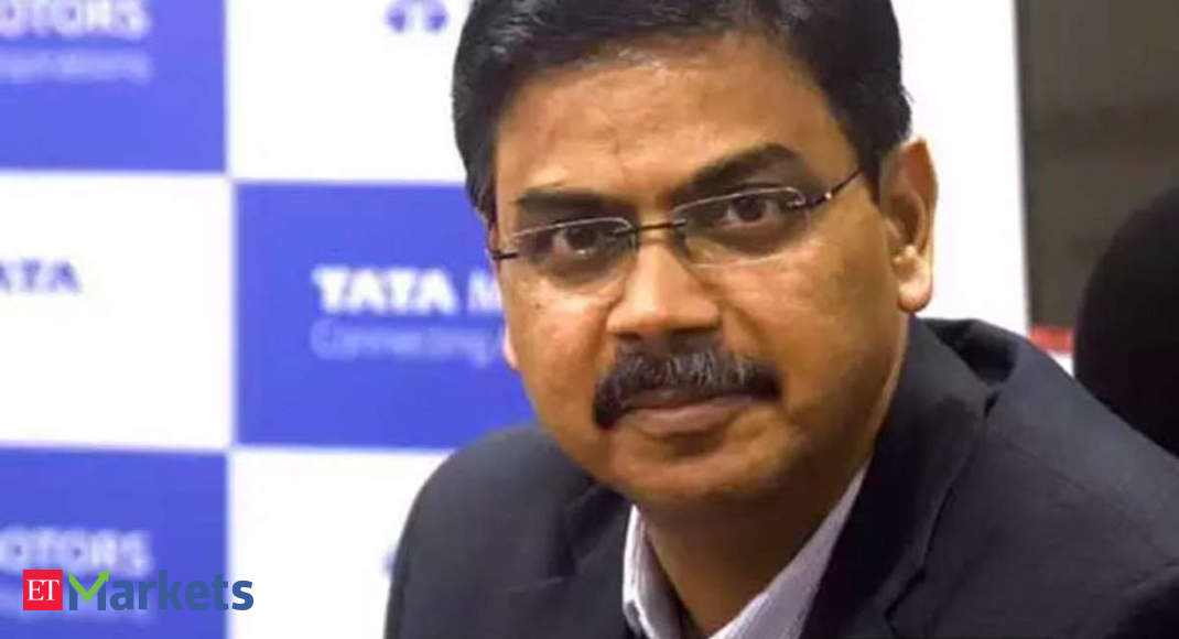 Enquiries for CVs on the rise, volumes and prices will follow: Girish Wagh, Tata Motors