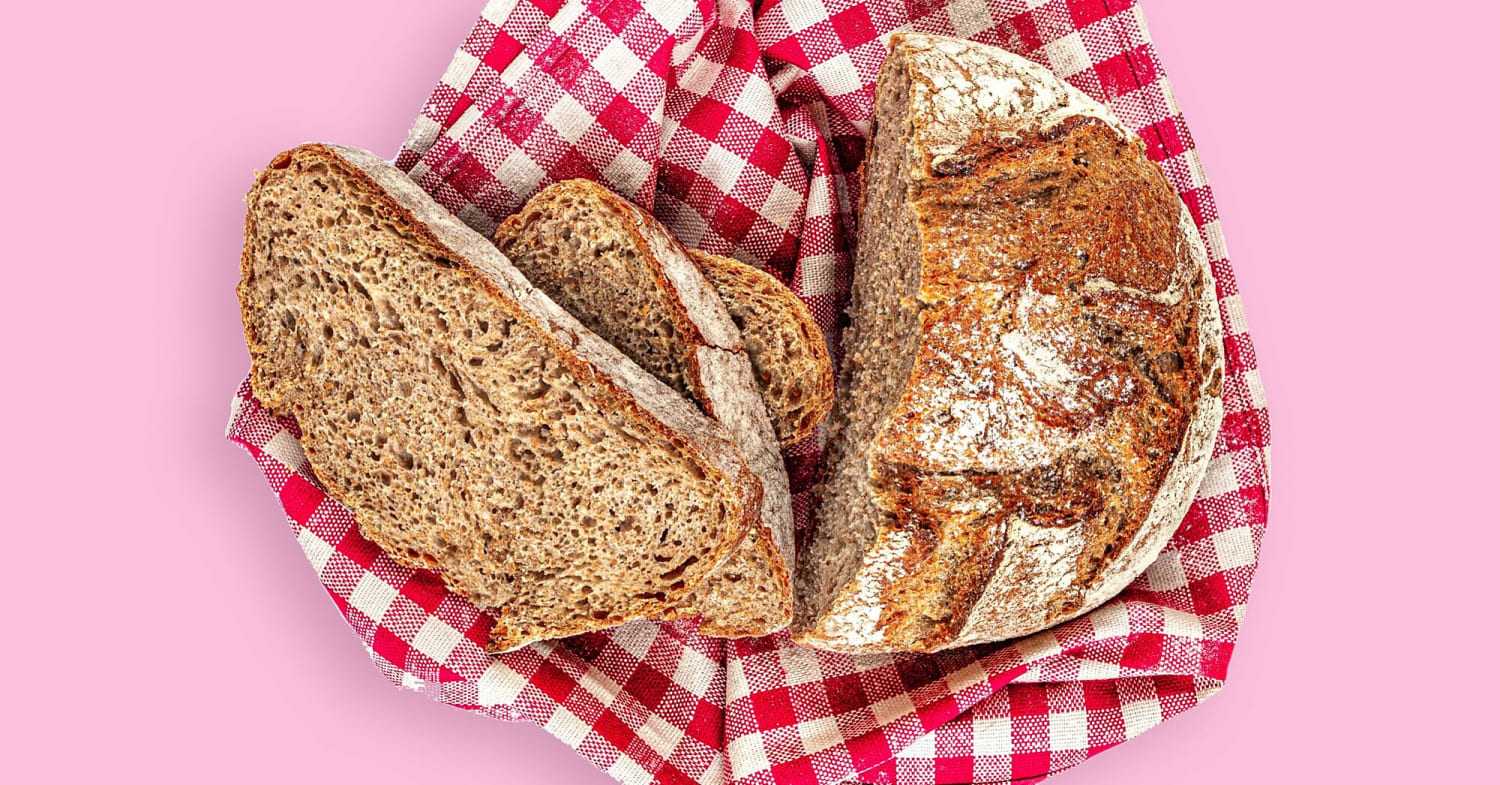 This Is the Healthiest Type of Bread, According to a Registered Dietitian