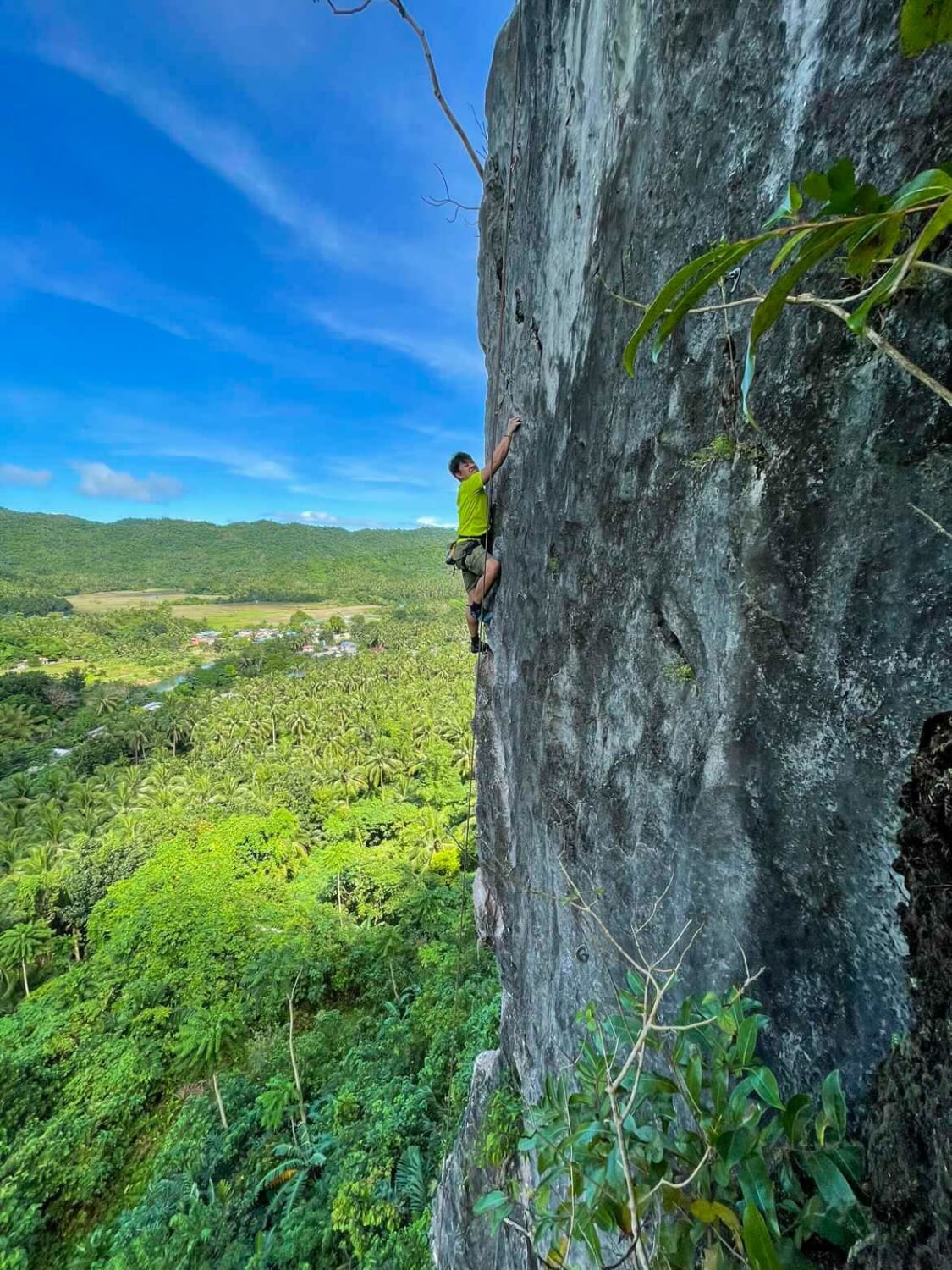 First time ever to do rock climbing outdoors in the Philippines and it was an unforgettable experience! Climb safe everyone and happy holidays!