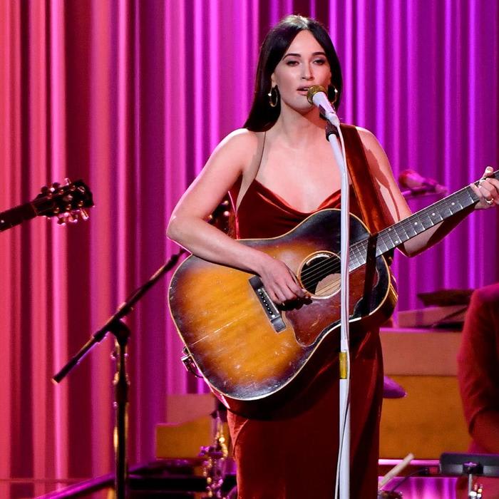 Kacey Musgraves Dazzles With 'Slow Burn' Performance at 2018 CMA Awards