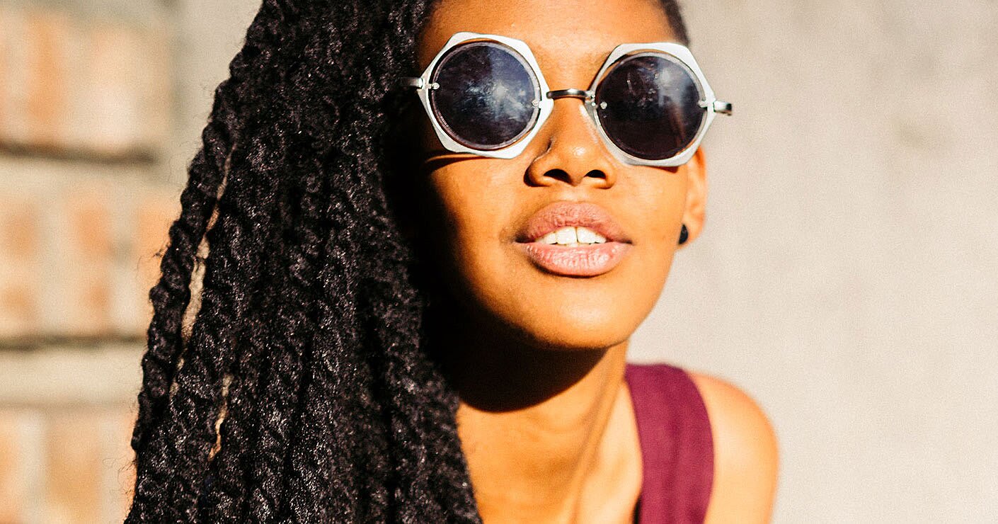 How to Re-Twist Your Own Locs, According to Expert Locticians