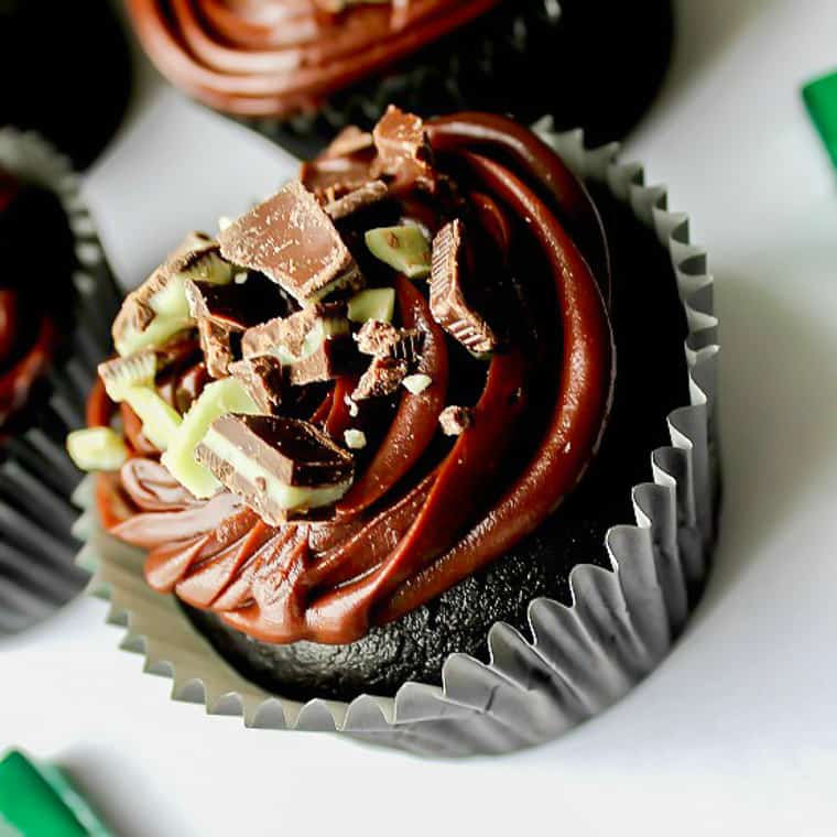 Mint Chocolate Cupcakes with Chocolate Ganache Frosting