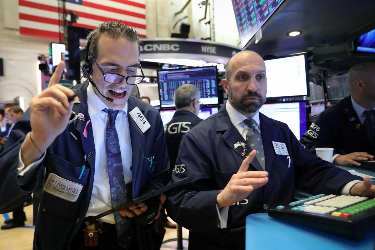 Stocks bounce back as trade rhetoric cools