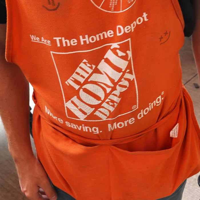 Home Depot Tops Q3 Earnings Estimate on Solid US Comps, Boost Full-Year Outlook