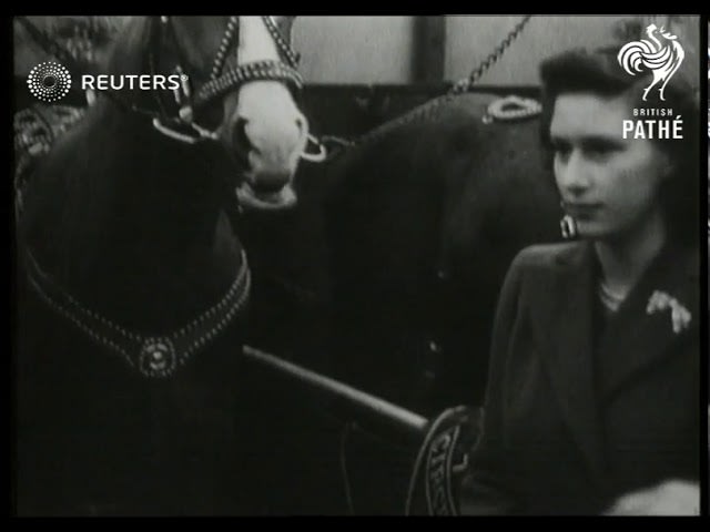 ROYAL: Princess Elizabeth and Princess Margaret trip to the circus in Reading (1946)