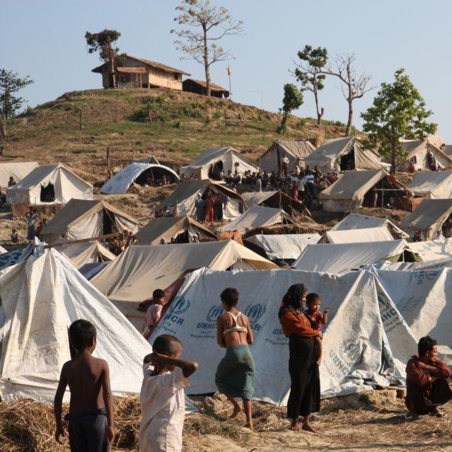 https://engadgeto.com/history-of-rohingiya-rohingya-crisis-and-rohingya-issue
