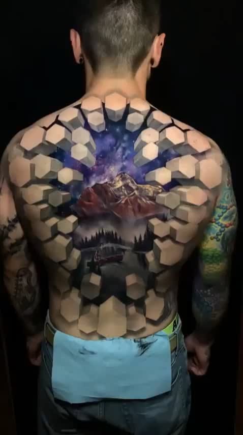 Amazing 3D tattoo