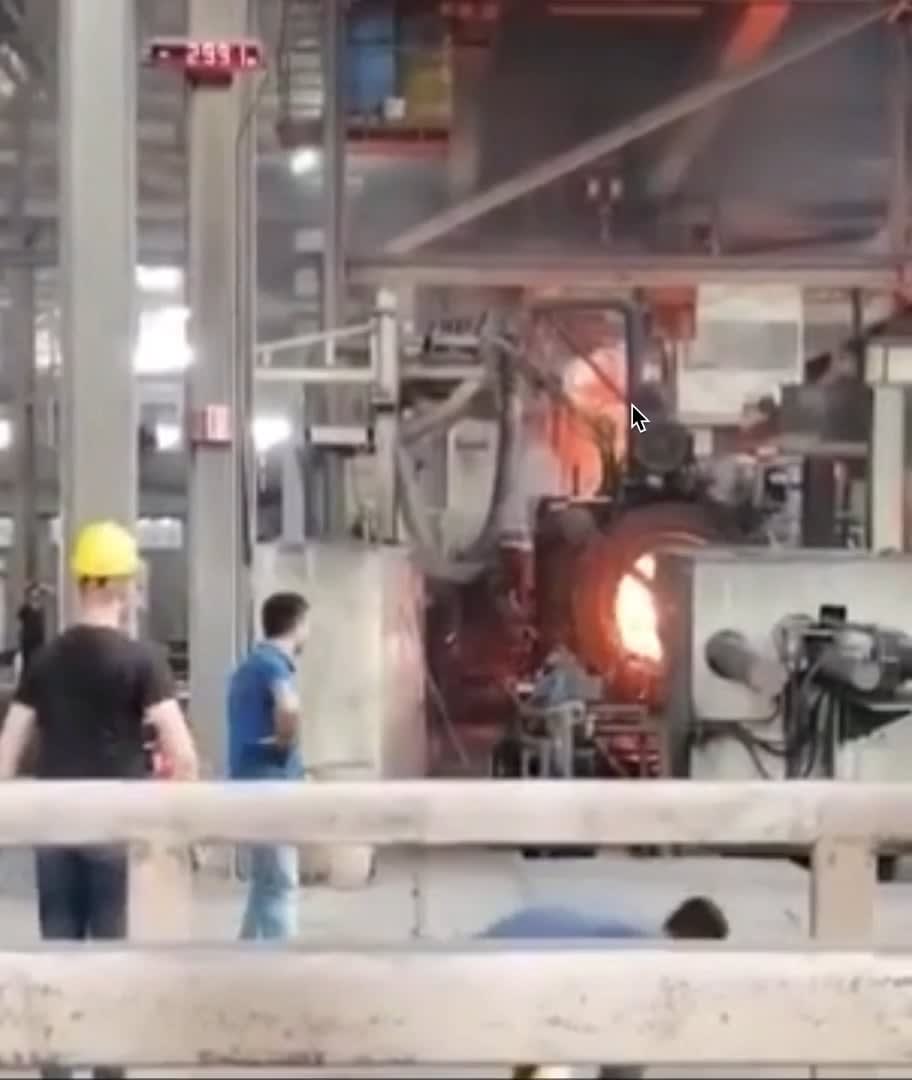 Broken machine sprays molten metal