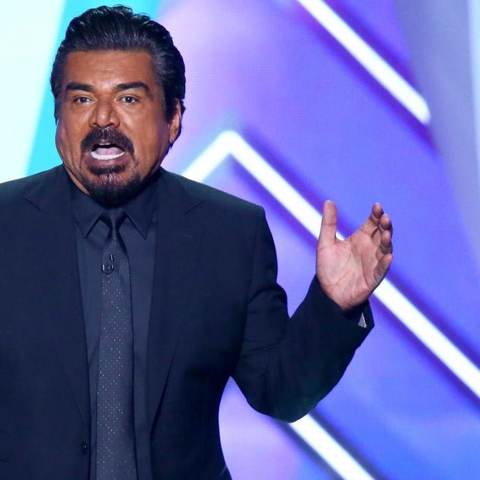 George Lopez fights Trump supporter at Hooters, grabs his neck in video
